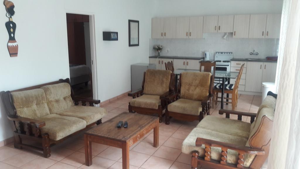 Guesthouse Villa Nina Okahandja Exterior photo